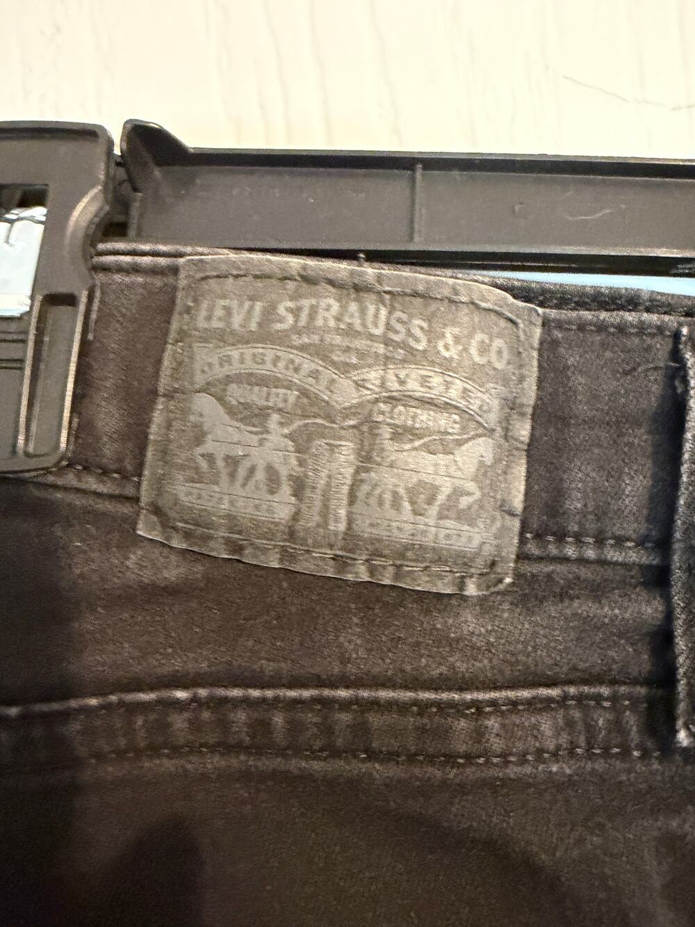 Levi's Women's Black Bootcut Jeans - Size W30 L32